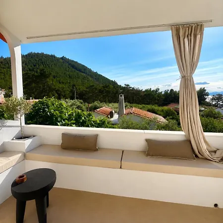 Emilia Apartment